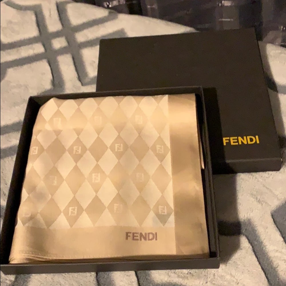 Fendi scarf 18 inches x 18 inches brand new - Picture 3 of 4